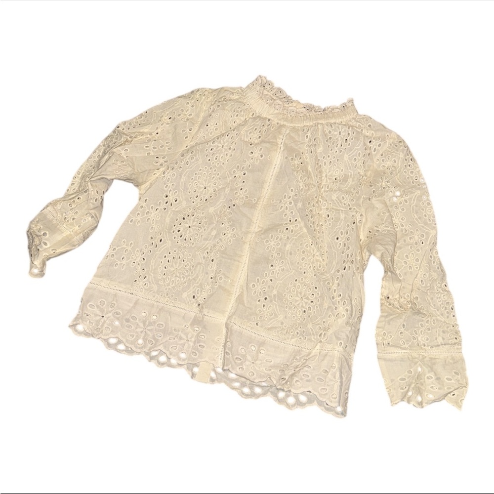 Jennifer & Grace White Floral Keyhole Blouse - Picture 3 of 6